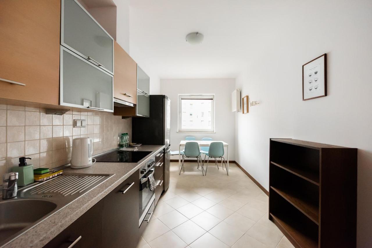 Wola Sunset Apartment Free Parking Warsaw Exterior photo